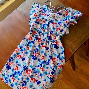 Feminine lightweight Floral ruffle dress sz sm